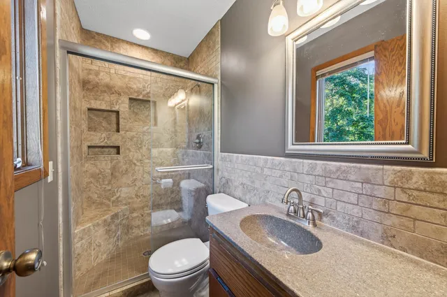 $549,000 | 368 280th Street, Osceola, WI 54020