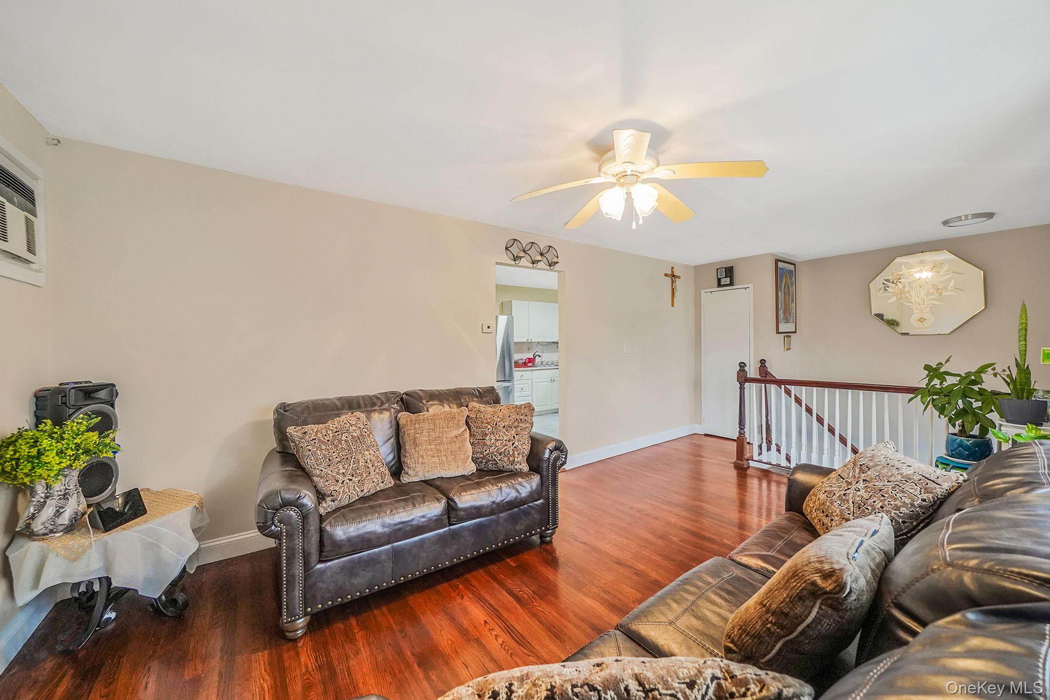 260 Yale Street Hempstead, NY 11550 - Photo 11 of 30