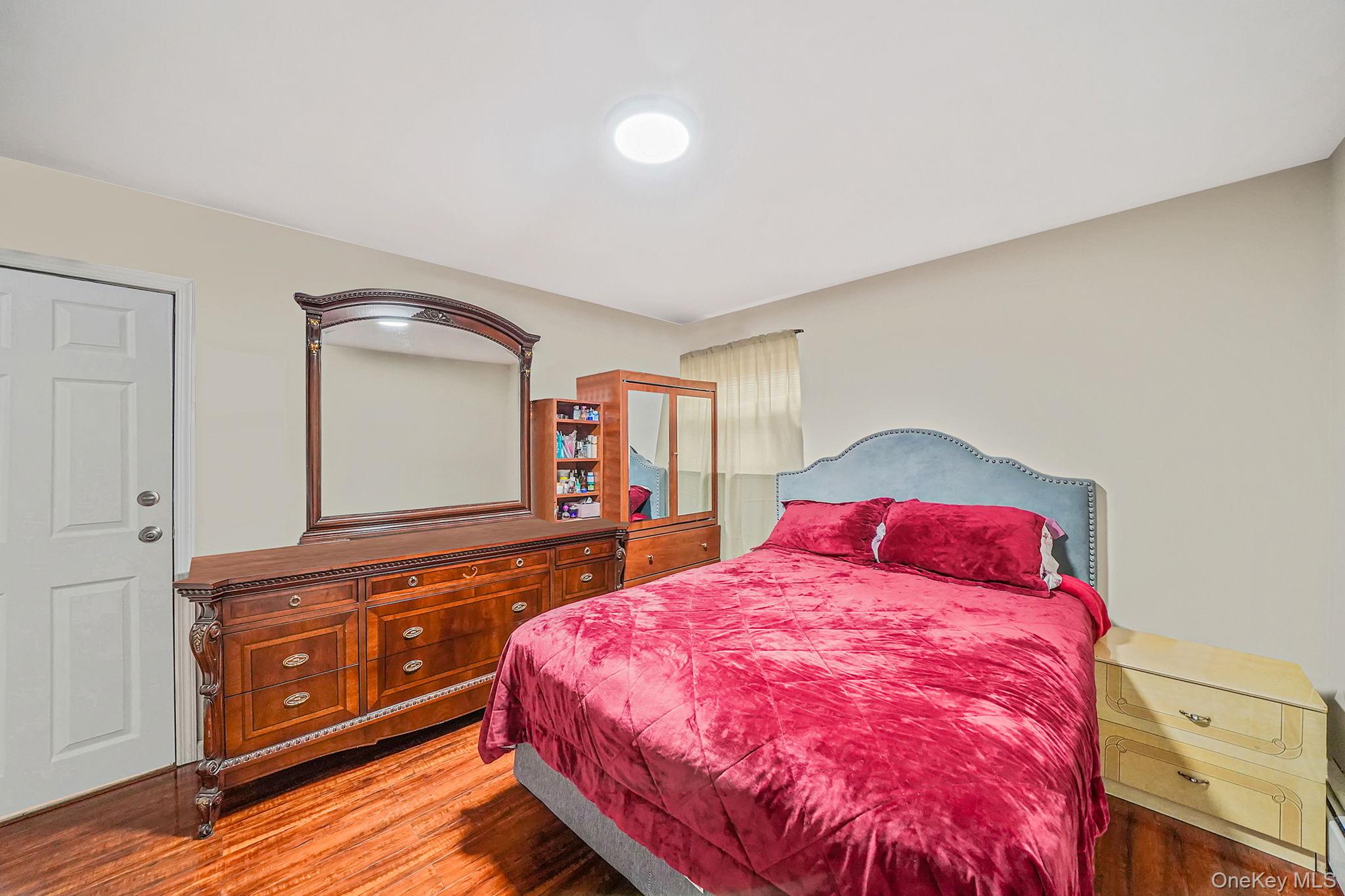 260 Yale Street Hempstead, NY 11550 - Photo 16 of 30