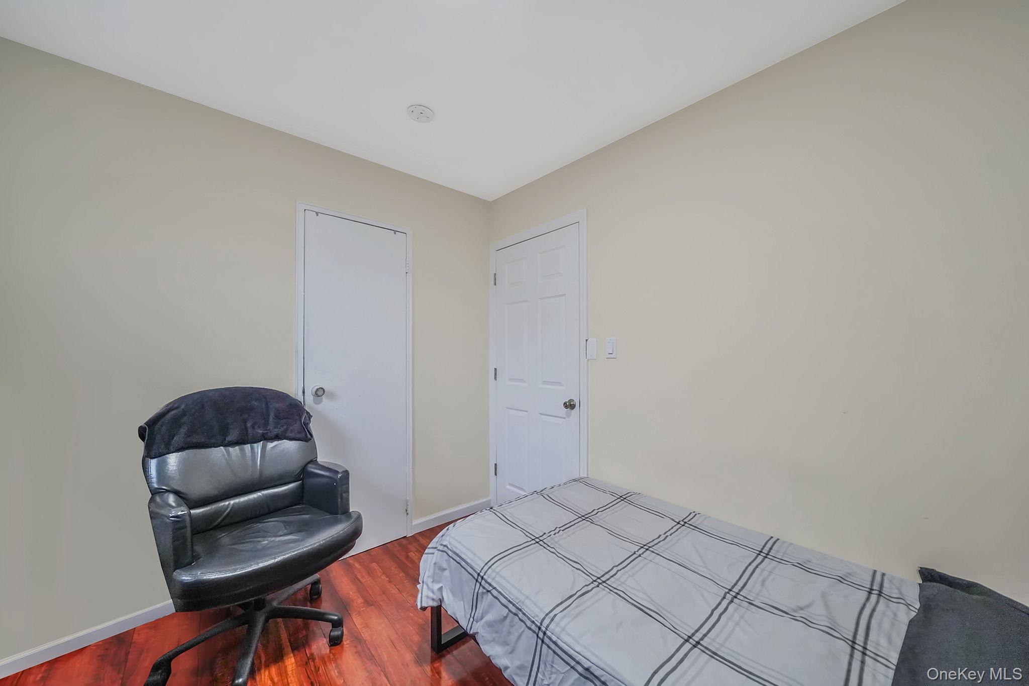 260 Yale Street Hempstead, NY 11550 - Photo 19 of 30