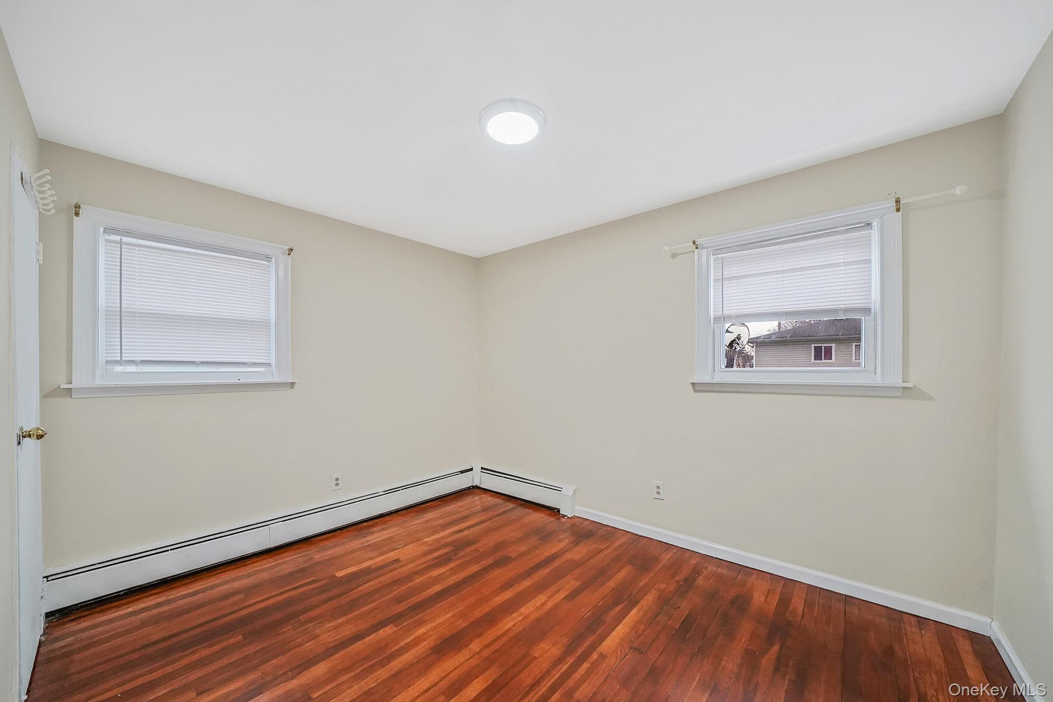 260 Yale Street Hempstead, NY 11550 - Photo 20 of 30