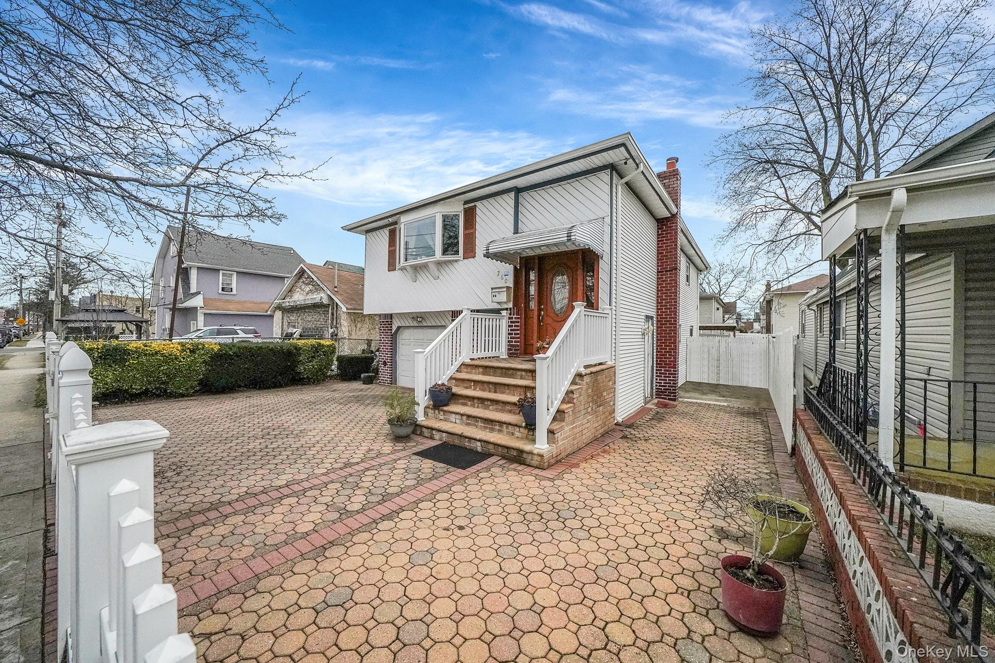 260 Yale Street Hempstead, NY 11550 - Photo 2 of 30