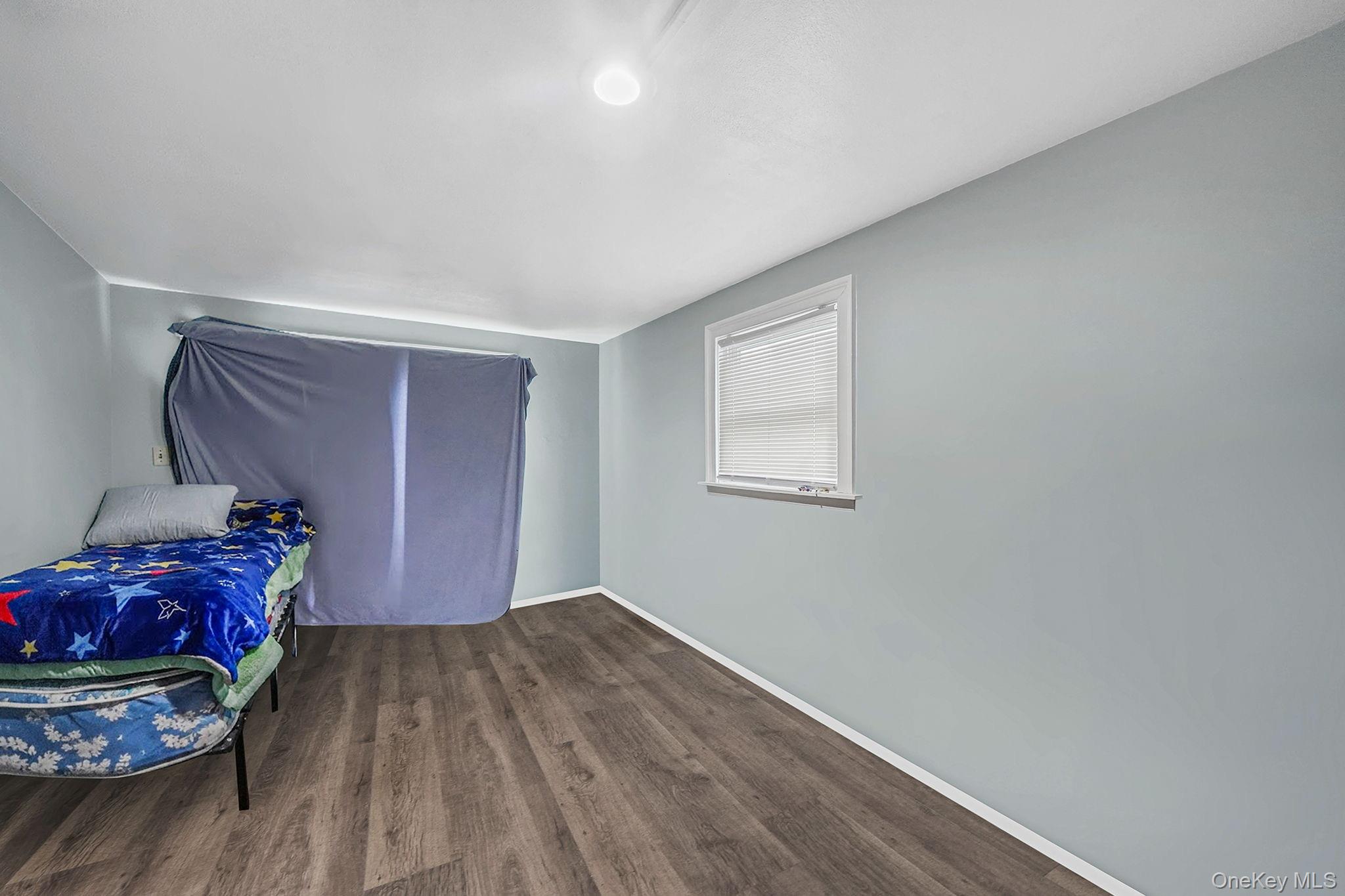 260 Yale Street Hempstead, NY 11550 - Photo 27 of 30