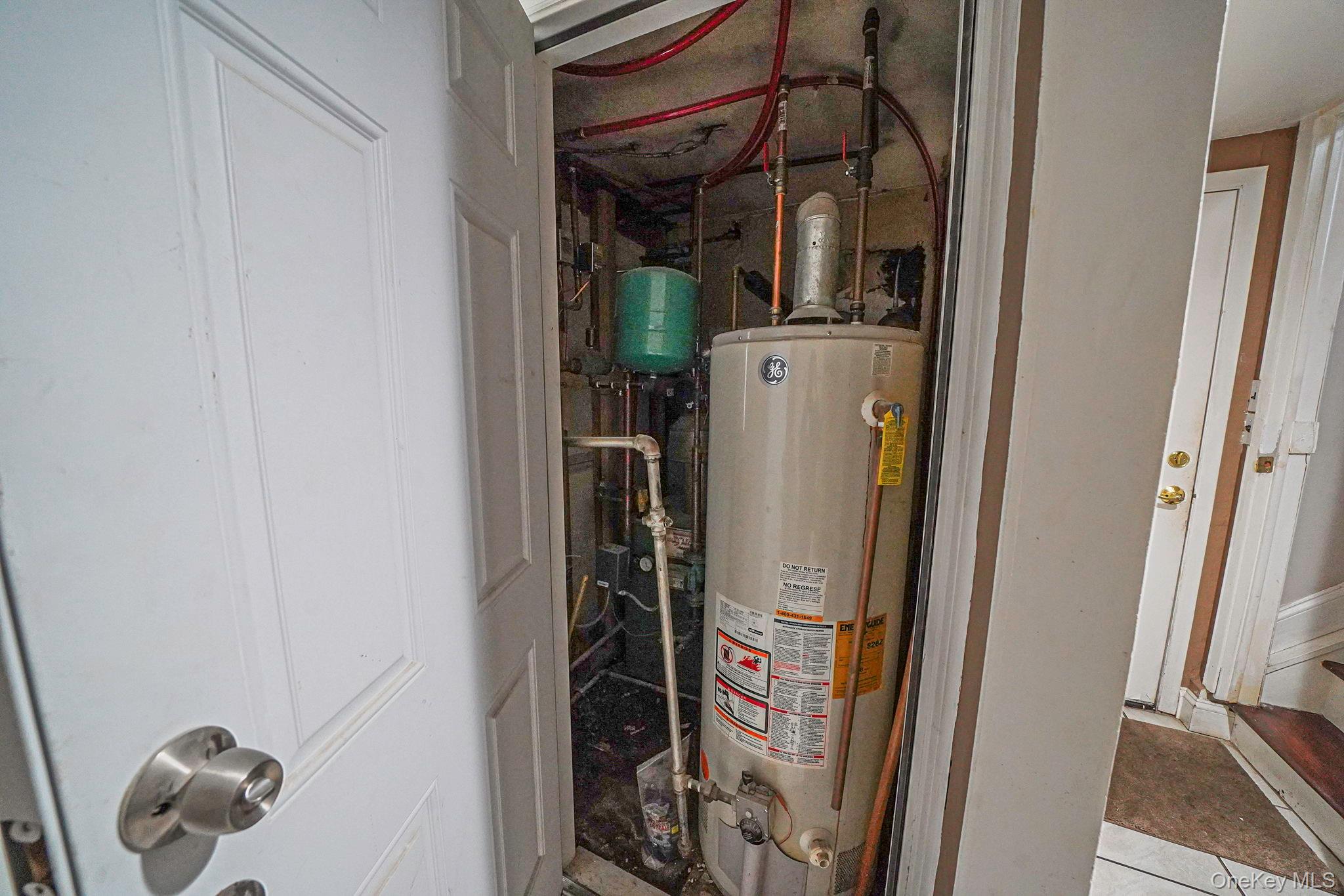 260 Yale Street Hempstead, NY 11550 - Photo 29 of 30