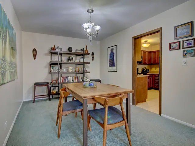 $309,900 | 77 Lake Hinsdale Drive, Unit 103, Willowbrook, IL 60527