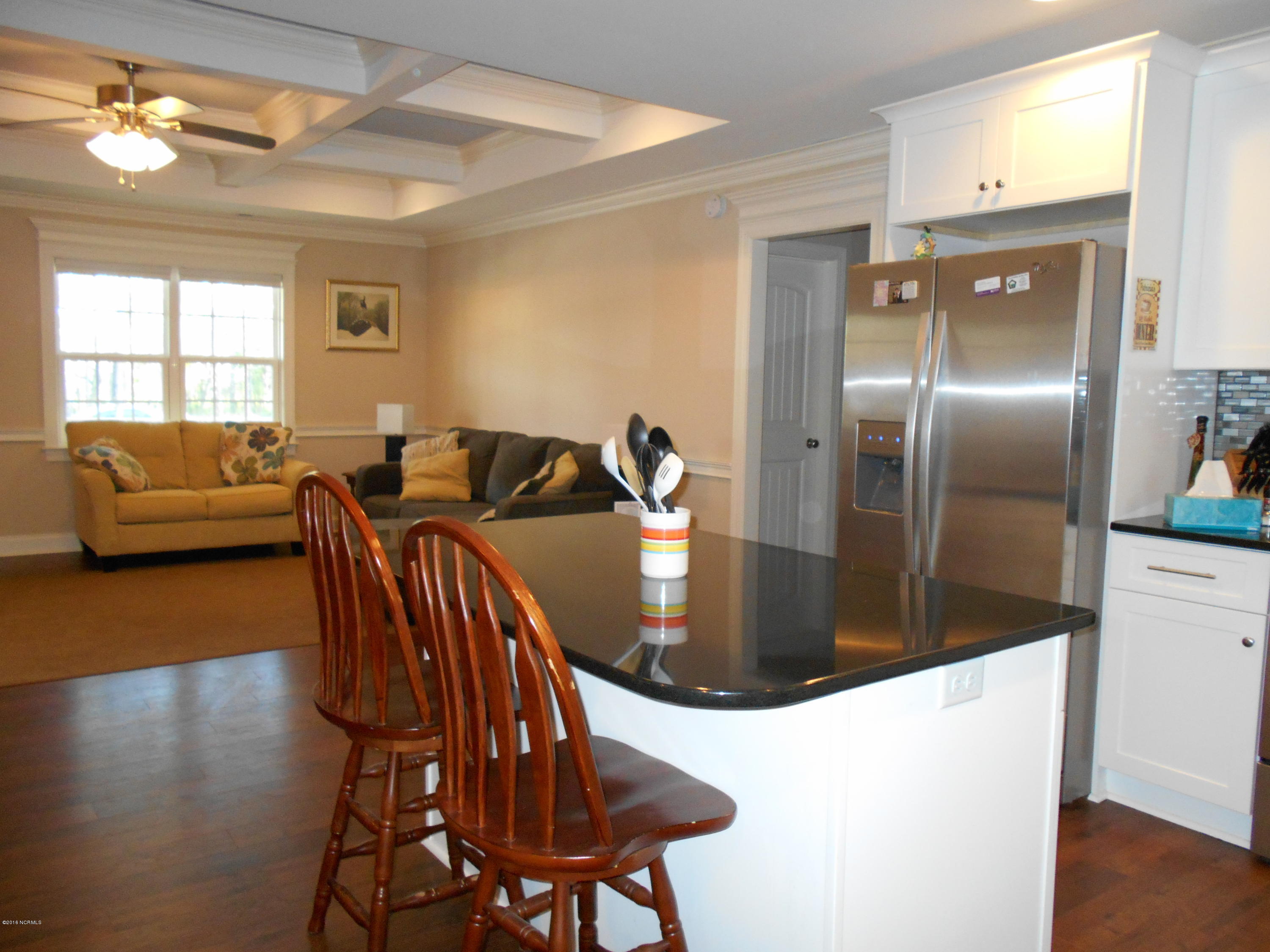 2001 Pinehurst Road Southport, NC 28461 - Photo 6 of 19 granite counter bar