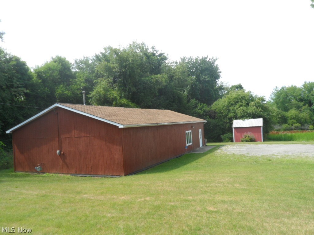 5247 North Ridge Road East Ashtabula, OH 44004 - Photo 3 of 32