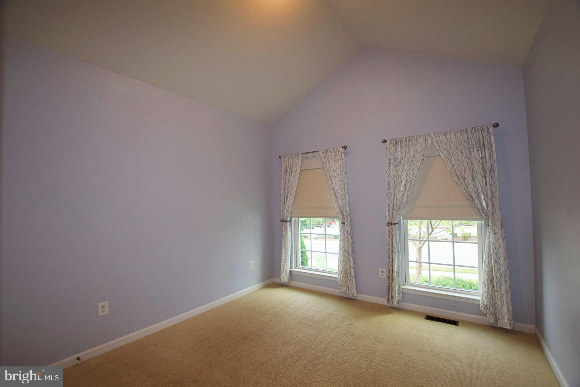 264 Mountain Laurel Boulevard Ranson, WV 25438 - Photo 9 of 38