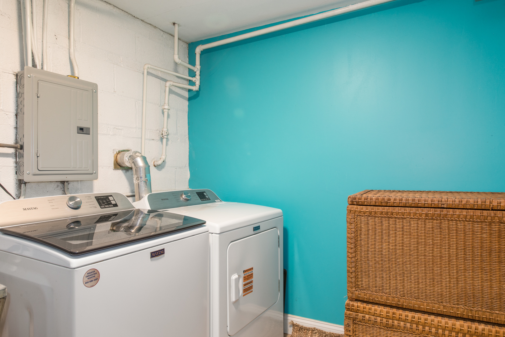 900 Rowe Avenue Park Ridge, IL 60068 - Photo 32 of 32 a utility room with dryer and washer