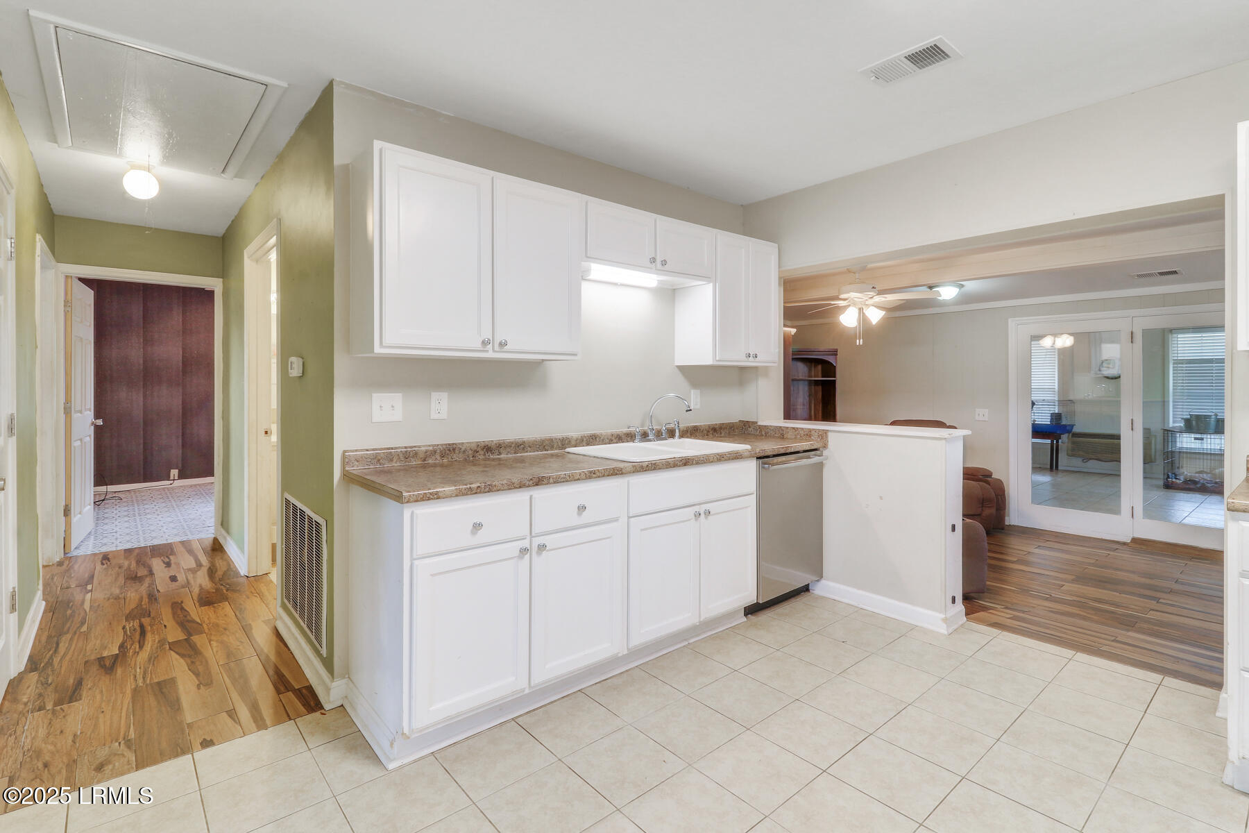 530 Tillman Road Ridgeland, SC 29936 - Photo 9 of 28 _11A2523