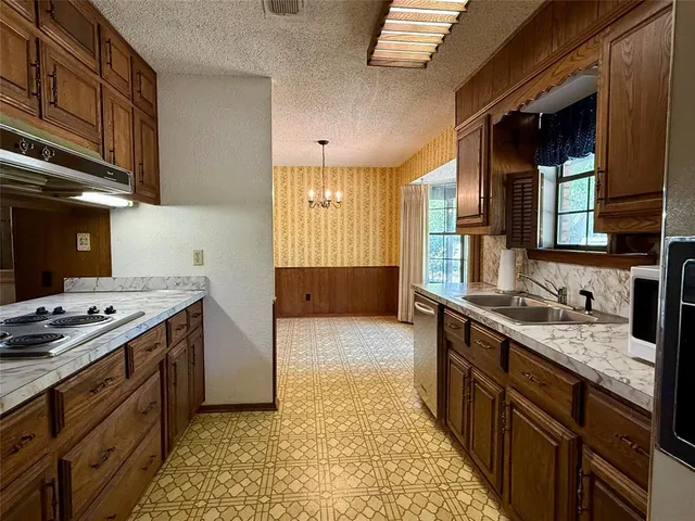 $350,000 | 368 Tweedy Road, Valley Mills, TX 76689