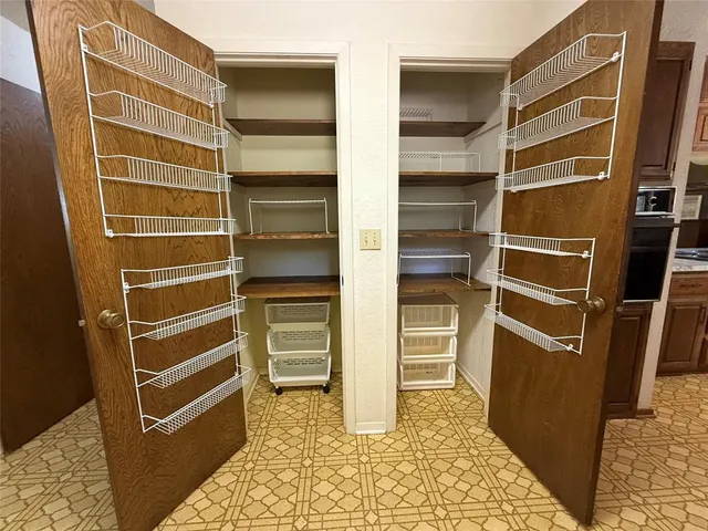 $350,000 | 368 Tweedy Road, Valley Mills, TX 76689