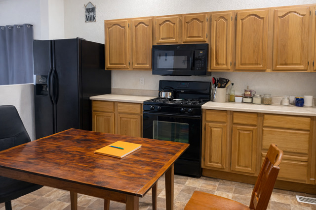 2285 West Center Street Decatur, IL 62526 - Photo 4 of 11