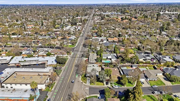 $525,000 | 820 Tully Road, Modesto, CA 95350