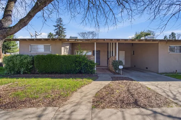 $525,000 | 820 Tully Road, Modesto, CA 95350