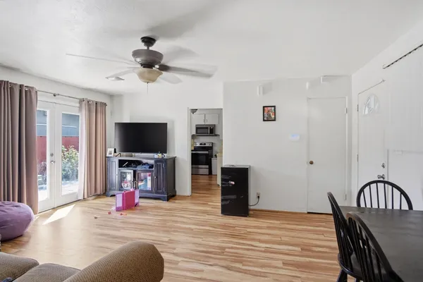 $525,000 | 820 Tully Road, Modesto, CA 95350