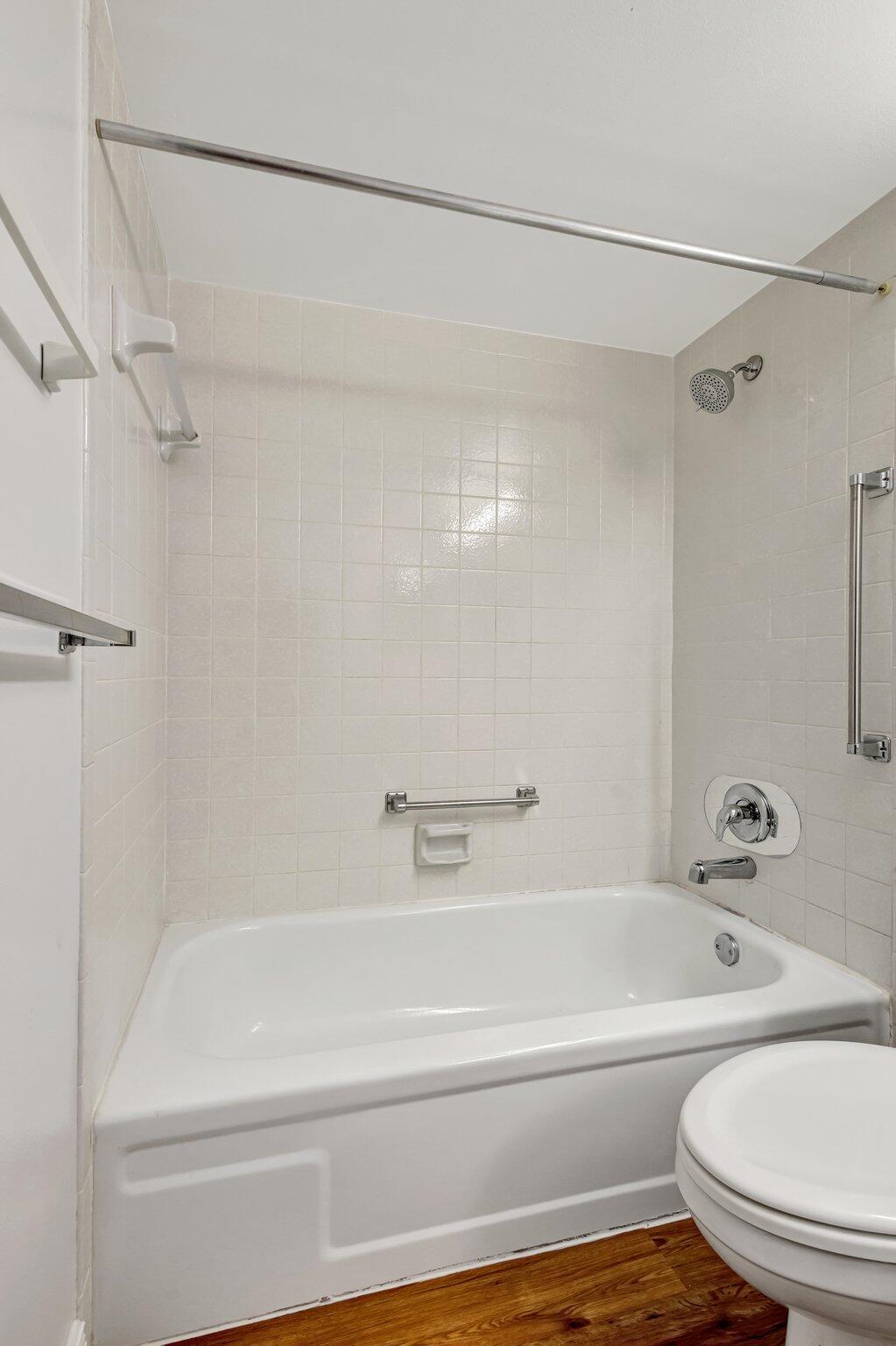 335 Knotty Pine Circle, Unit A1 Greenacres, FL 33463 - Photo 22 of 31 Second Bathroom