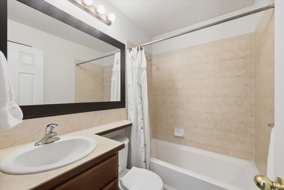 15204 North Chesapeake Road Mead, WA 99021 - Photo 17 of 30