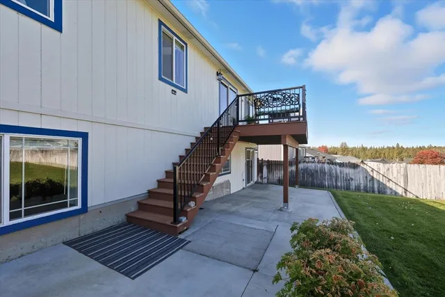 $553,500 | 15204 North Chesapeake Road, Mead, WA 99021