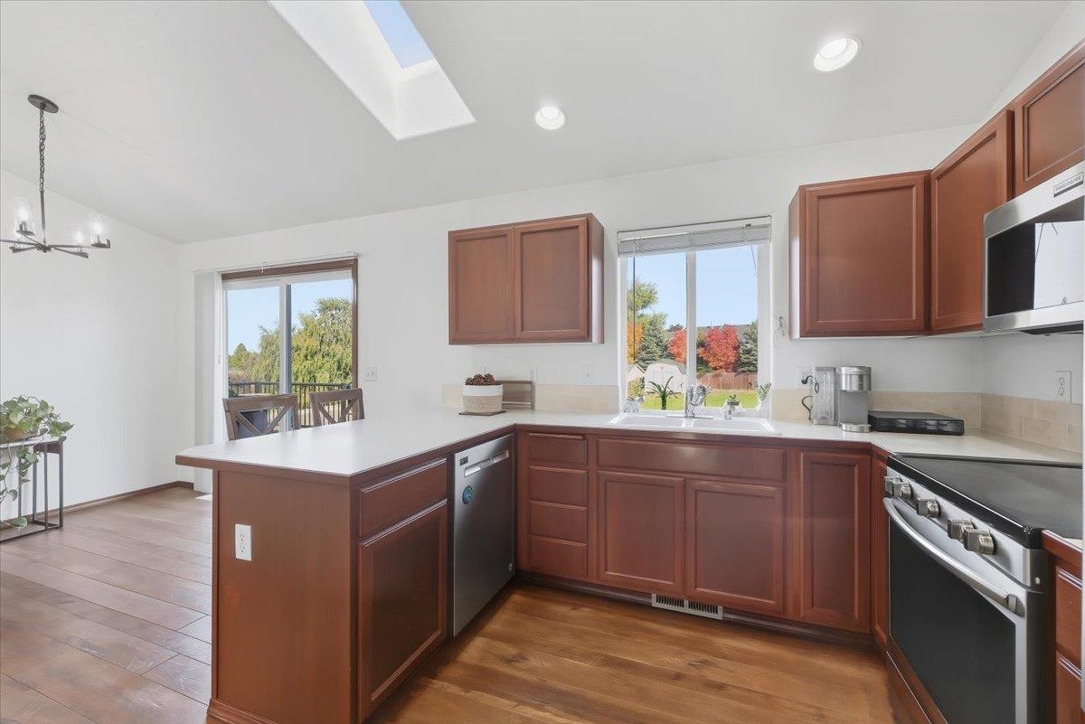 15204 North Chesapeake Road Mead, WA 99021 - Photo 9 of 30