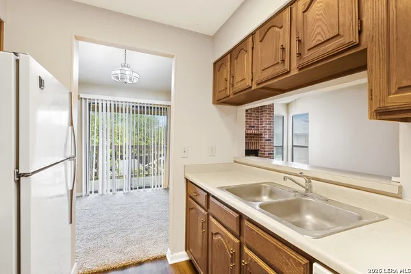 $1,400 | 4839 Brandeis Street, Unit 923, San Antonio, TX 78249