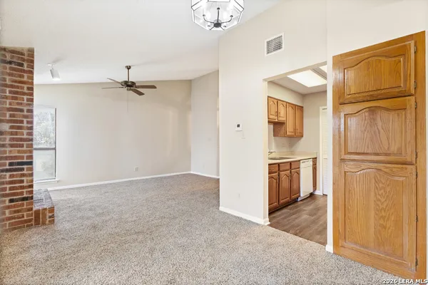 $1,400 | 4839 Brandeis Street, Unit 923, San Antonio, TX 78249