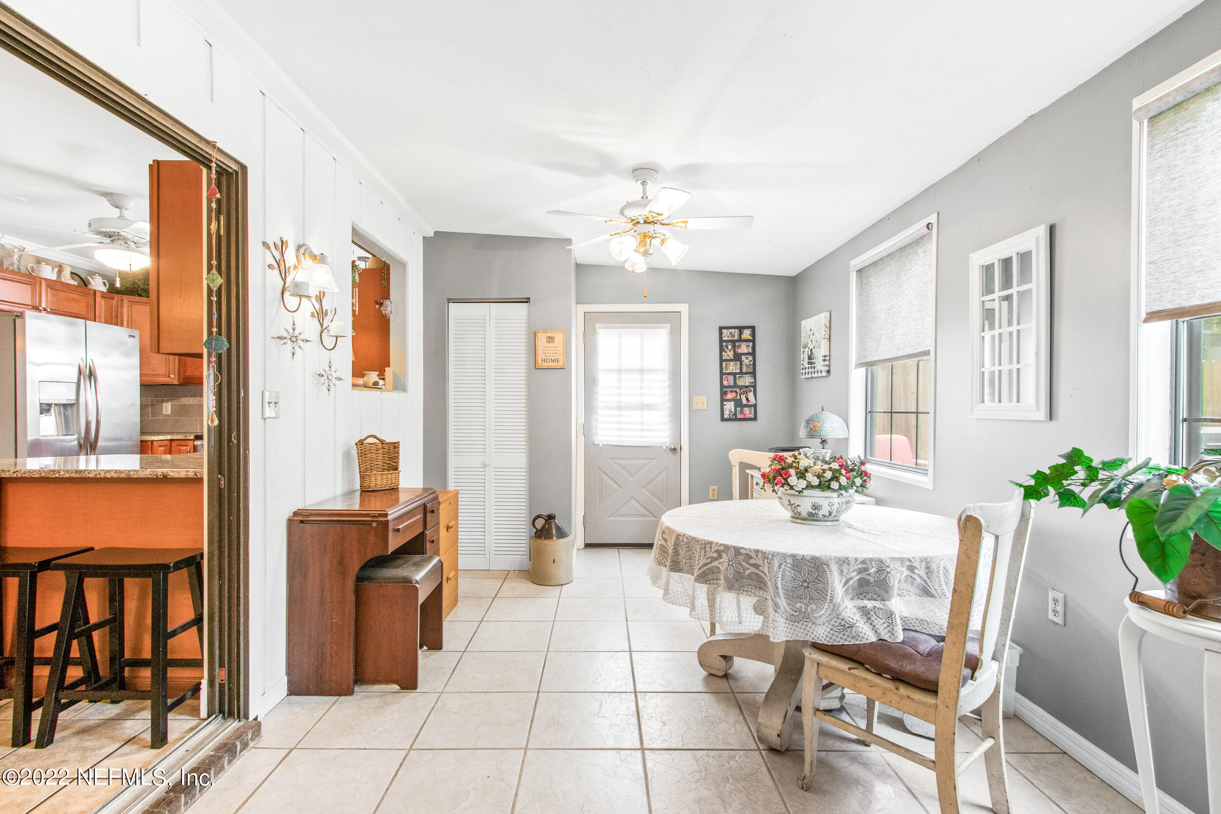 19 Madeore Street St. Augustine, FL 32084 - Photo 18 of 28 a dining room with furniture and window