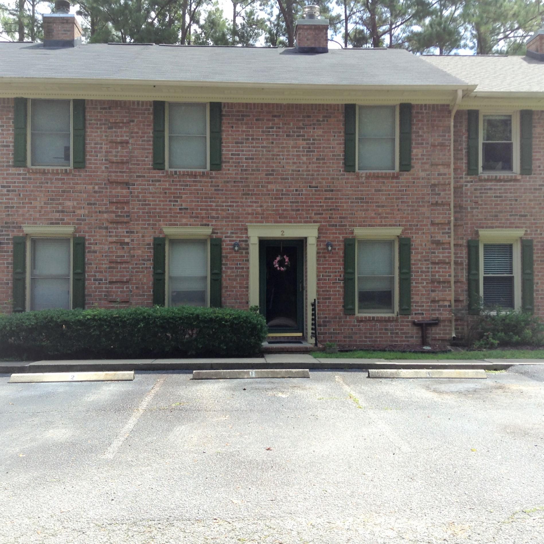 302 Springview Lane, Unit 2 Summerville, SC 29485 - Photo 3 of 33 IMG_1728 (2)