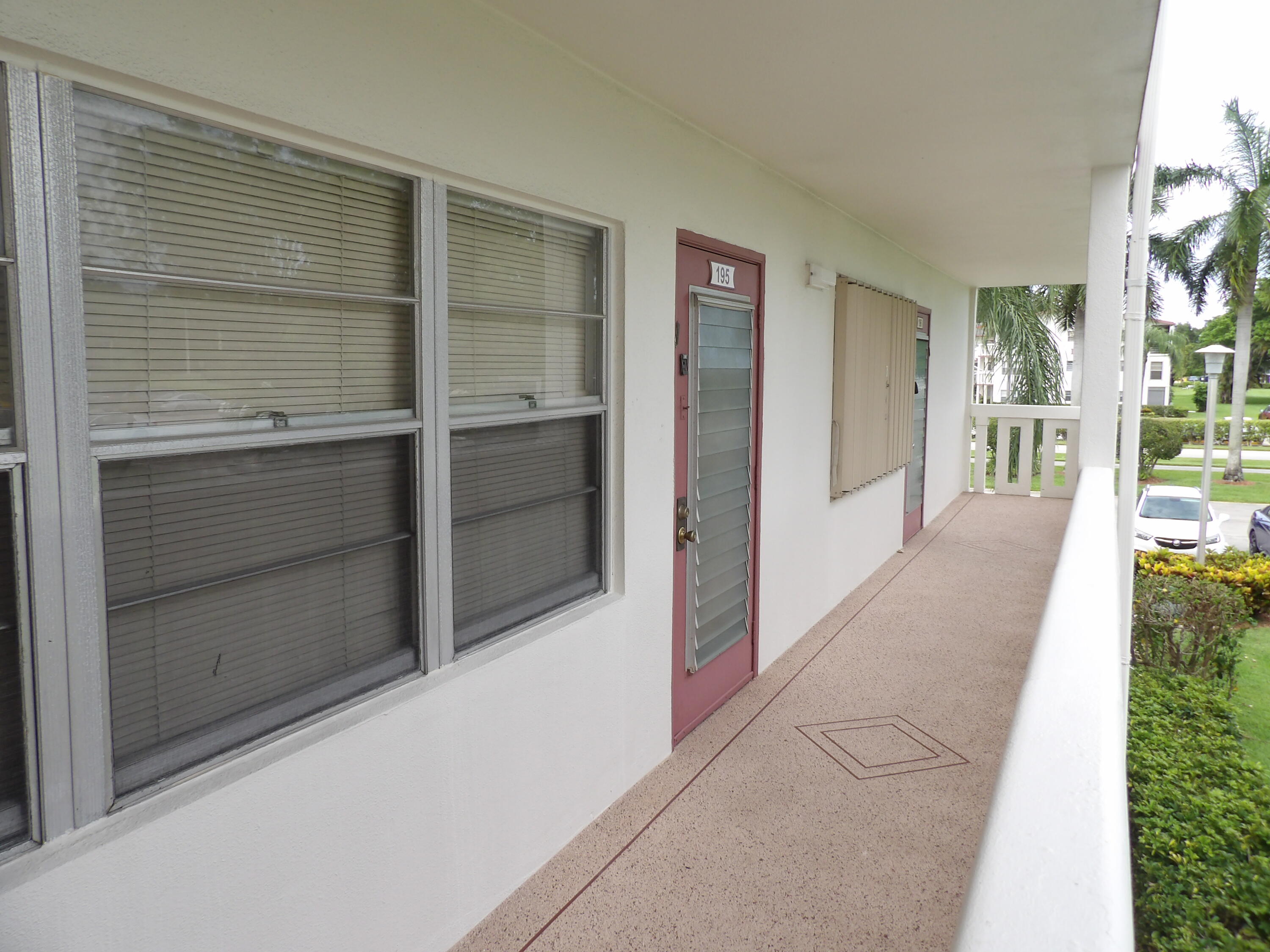 195 Fanshaw Way, Unit 195 Boca Raton, FL 33434 - Photo 9 of 42 100_0926