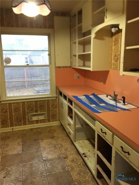 3750 Sherbrooke Road Toledo, OH 43613 - Photo 6 of 15 Gallery Image 6