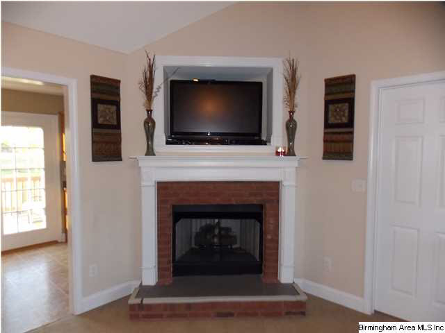 1493 Thomas Road Warrior, AL 35180 - Photo 7 of 26