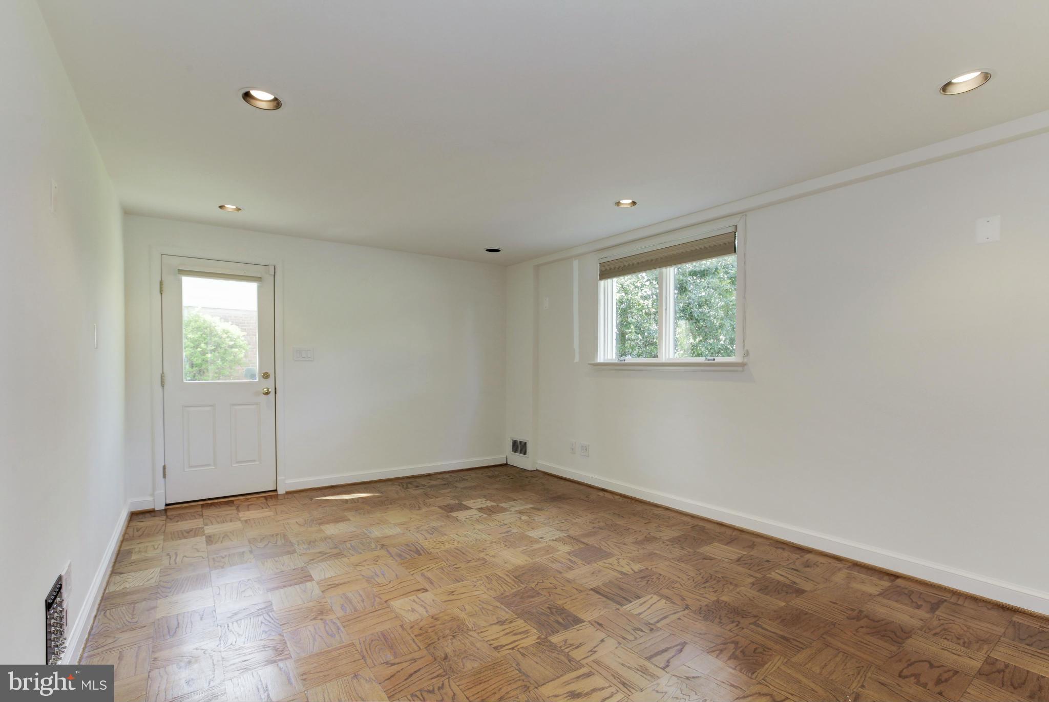 5611 Jordan Road Bethesda, MD 20816 - Photo 16 of 25 Bedroom