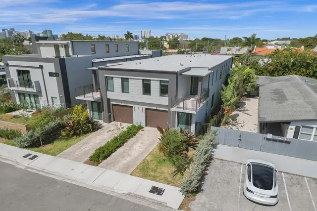 $1,390,000 | 1101 Northeast 16th Terrace, Unit 1, Fort Lauderdale, FL 33304