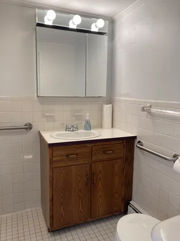 $2,800 | 6 Maple Avenue, Unit A, Scituate, MA 02066