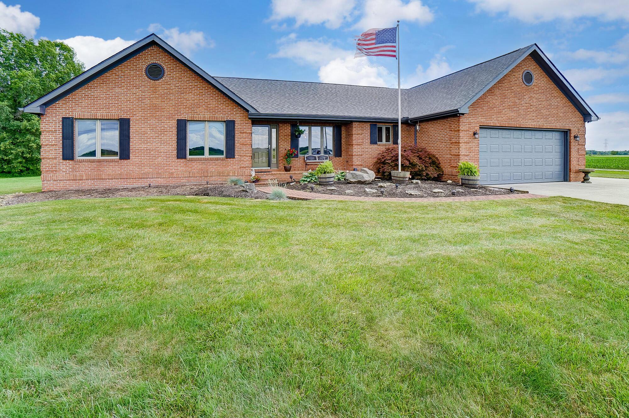 13180 Trenton Road Galena, OH 43021 - Photo 2 of 49 007