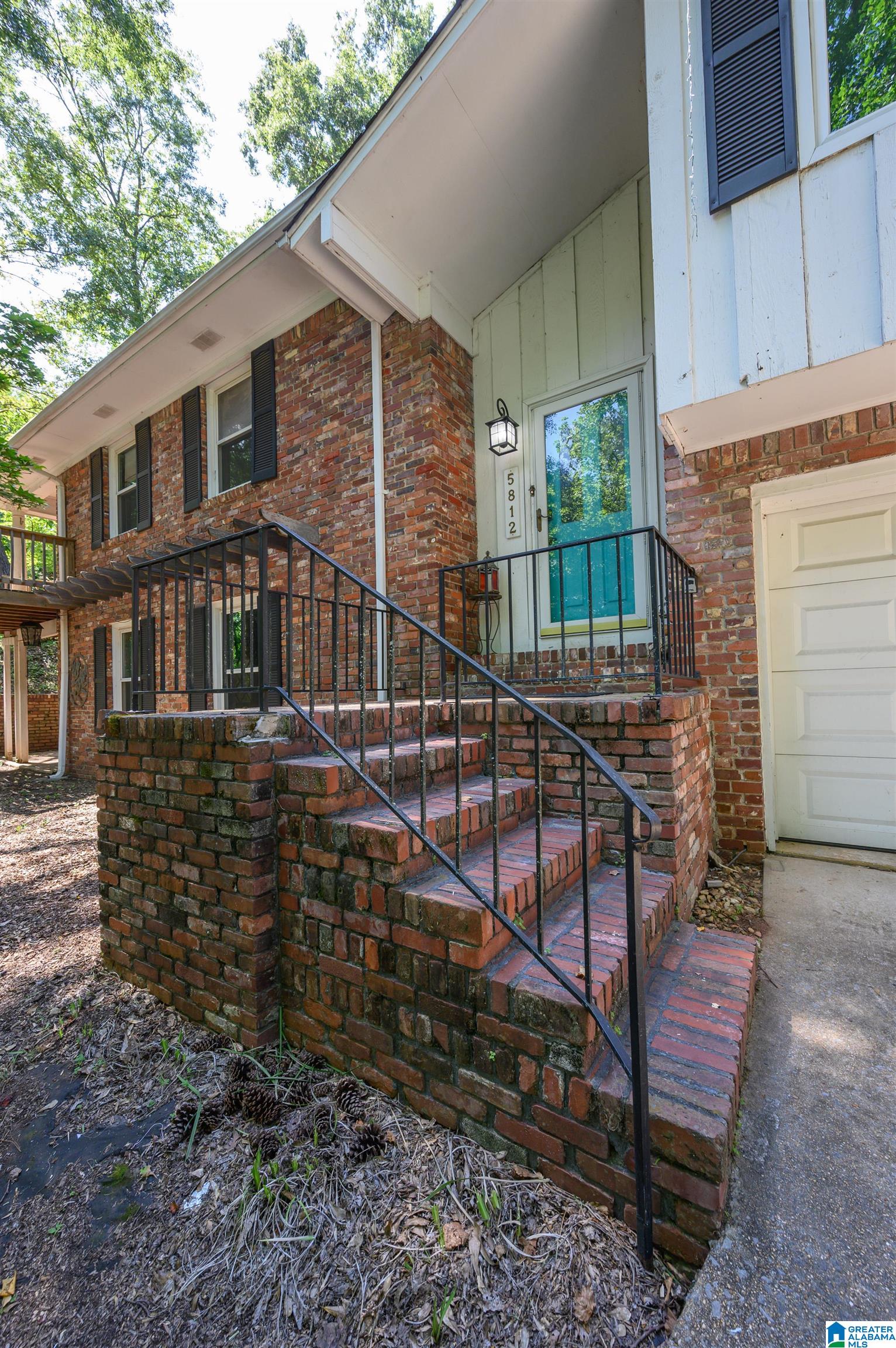 5812 Southcrest Road Birmingham, AL 35213 - Photo 3 of 55