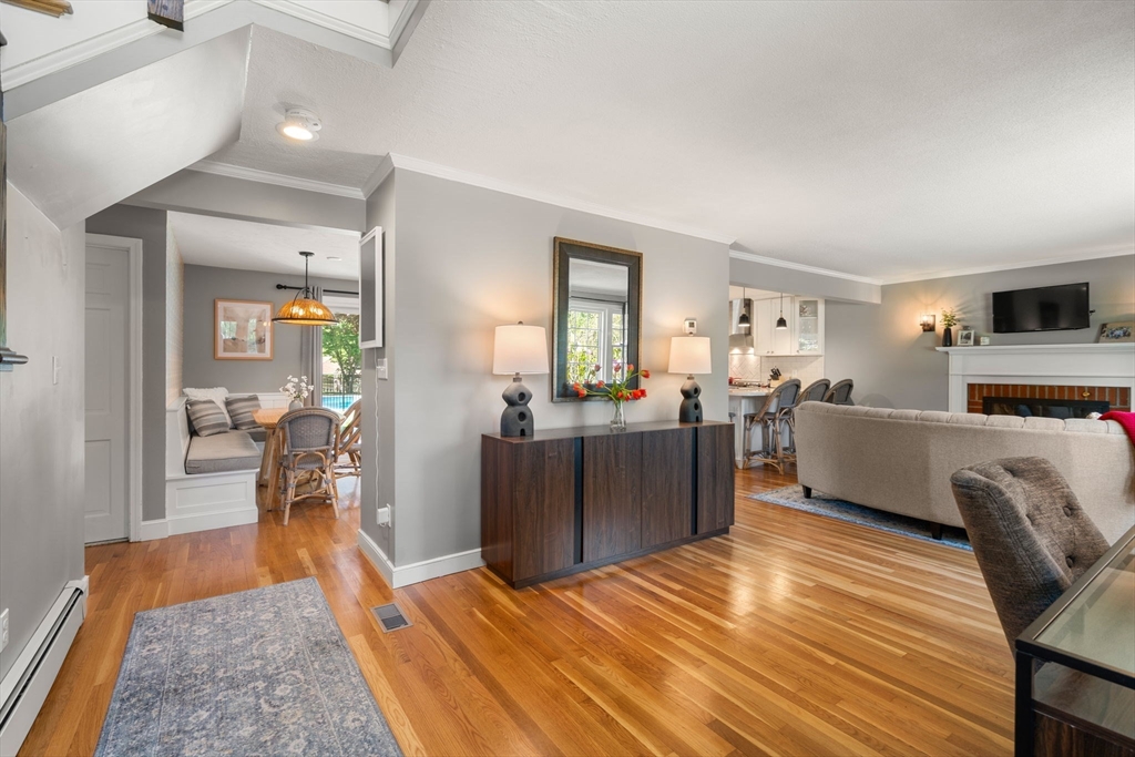 35 Marlyn Road Medfield, MA 02052 - Photo 4 of 39