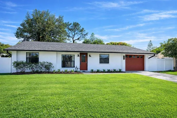 $2,400 | 1416 Osceola Park Drive, Kissimmee, FL 34741