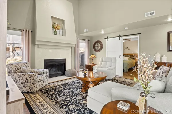 $560,000 | 475 Woodland Point, Linn Creek, MO 65052
