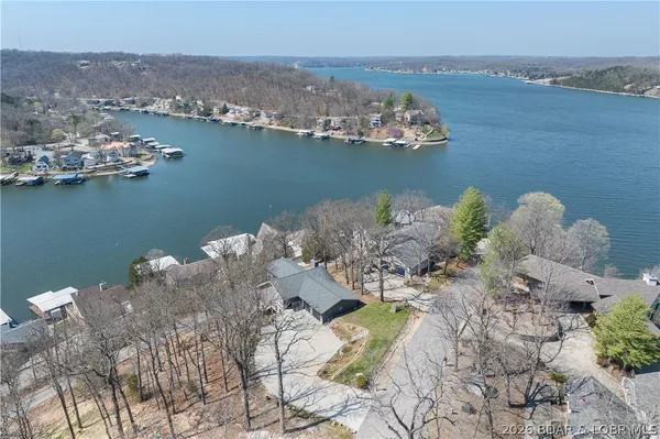 $560,000 | 475 Woodland Point, Linn Creek, MO 65052