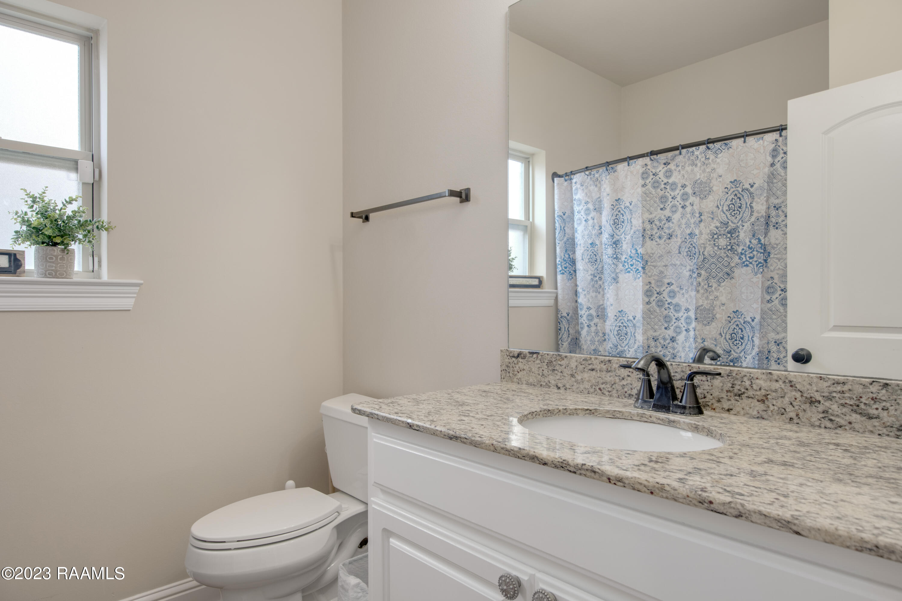 221 Still Waters Road Broussard, LA 70518 - Photo 21 of 25 Gallery Image 21