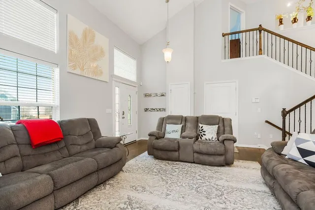 $420,000 | 705 South Spruce Circle, Gardner, KS 66030