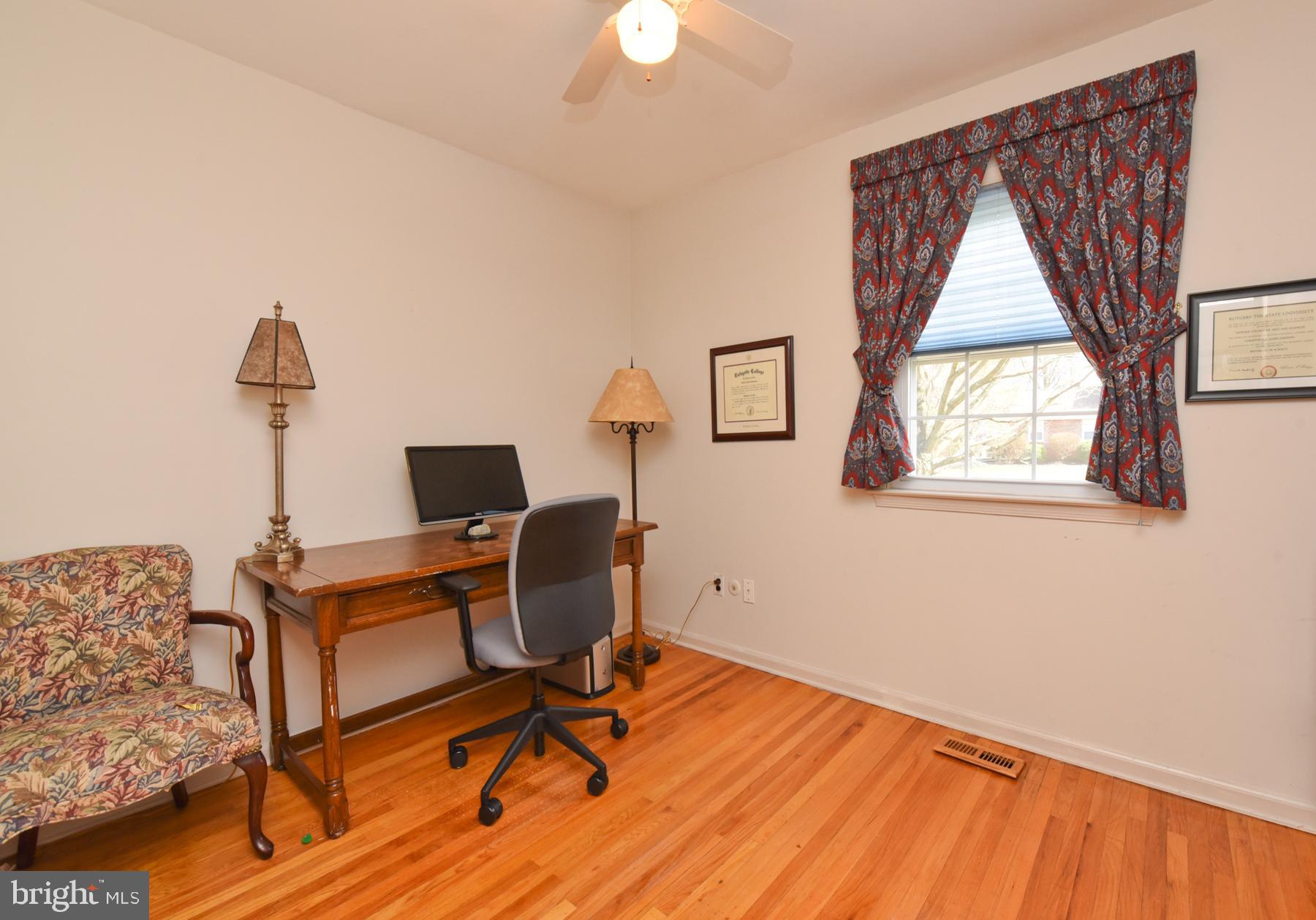369 Ramsey Road Yardley, PA 19067 - Photo 4 of 32 Gallery Image 4