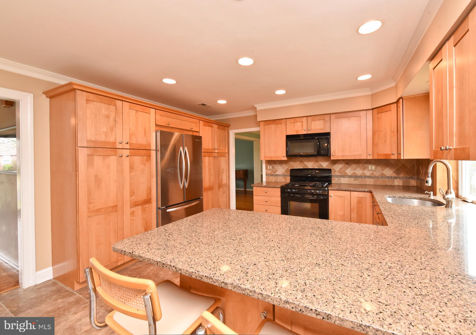 369 Ramsey Road Yardley, PA 19067 - Photo 10 of 32 Gallery Image 10