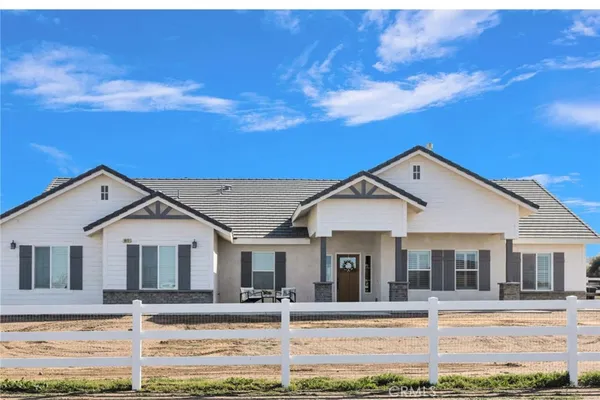 $850,000 | 9177 Taylor Way, Phelan, CA 92371