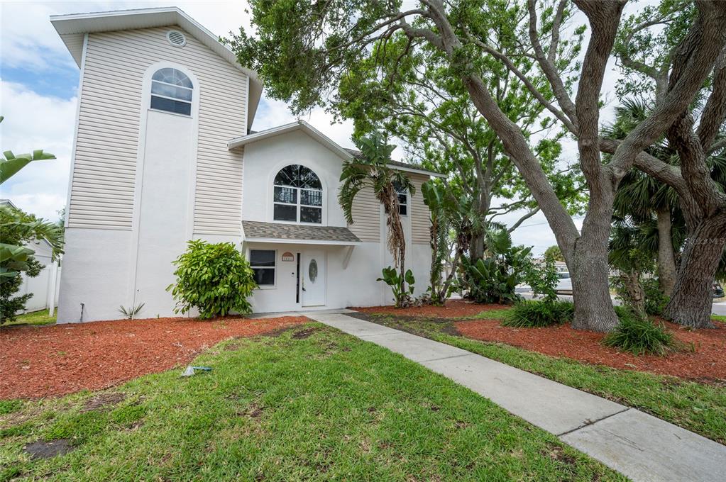 1612 1st Street Indian Rocks Beach, FL 33785 - Photo 15 of 45