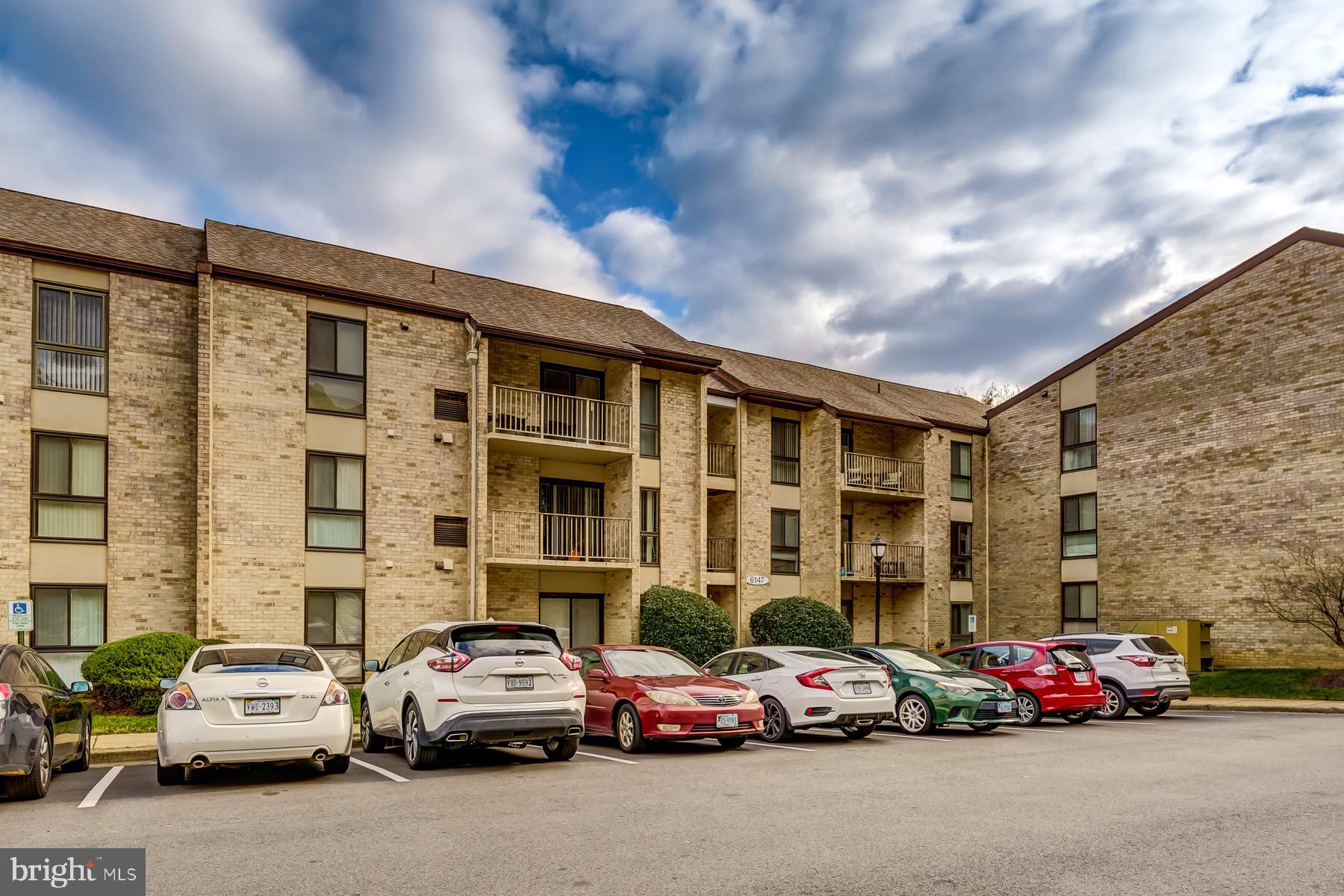 6147 Edsall Road, Unit I Alexandria, VA 22304 - Photo 1 of 27 Gallery Image 1