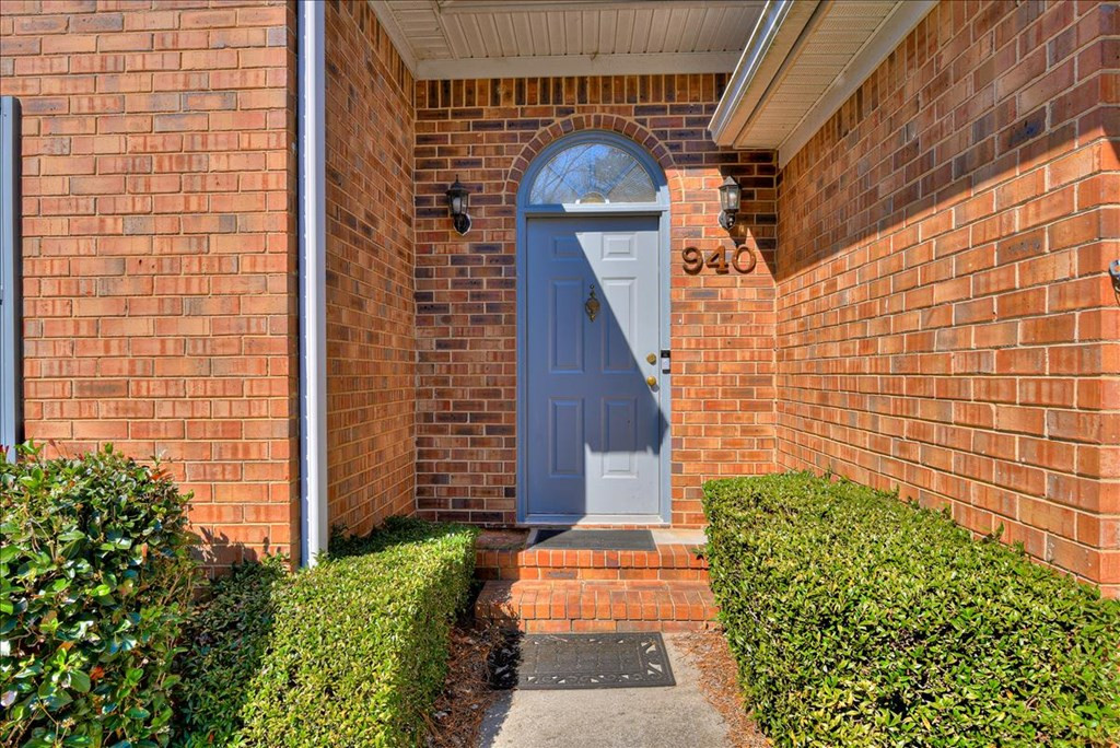 940 Hunting Horn Way Evans, GA 30809 - Photo 3 of 29