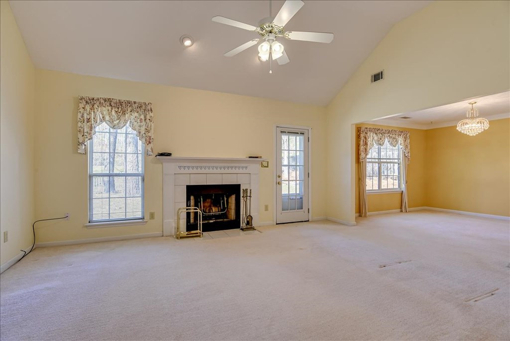 940 Hunting Horn Way Evans, GA 30809 - Photo 5 of 29