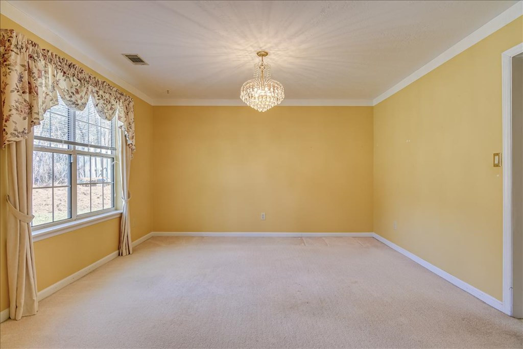 940 Hunting Horn Way Evans, GA 30809 - Photo 10 of 29